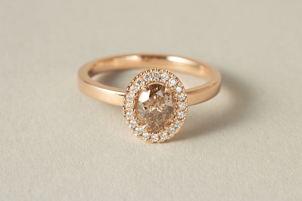 Verlobungsring Rose mit Diamant